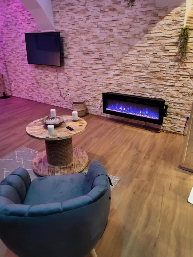 Le Spa De La Cathedrale - Jacuzzi - Sauna - Champagne - Netflix - Wifi Труа Экстерьер фото