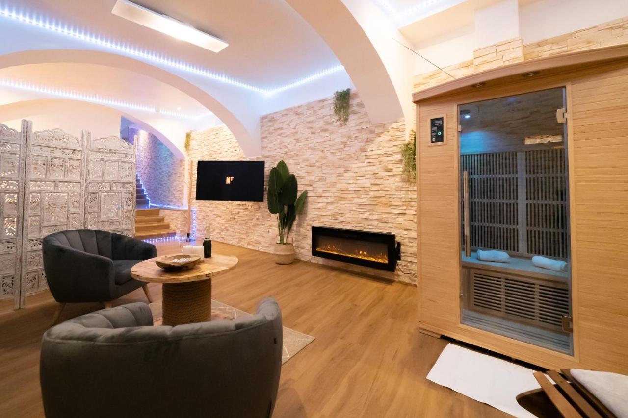 Le Spa De La Cathedrale - Jacuzzi - Sauna - Champagne - Netflix - Wifi Труа Экстерьер фото