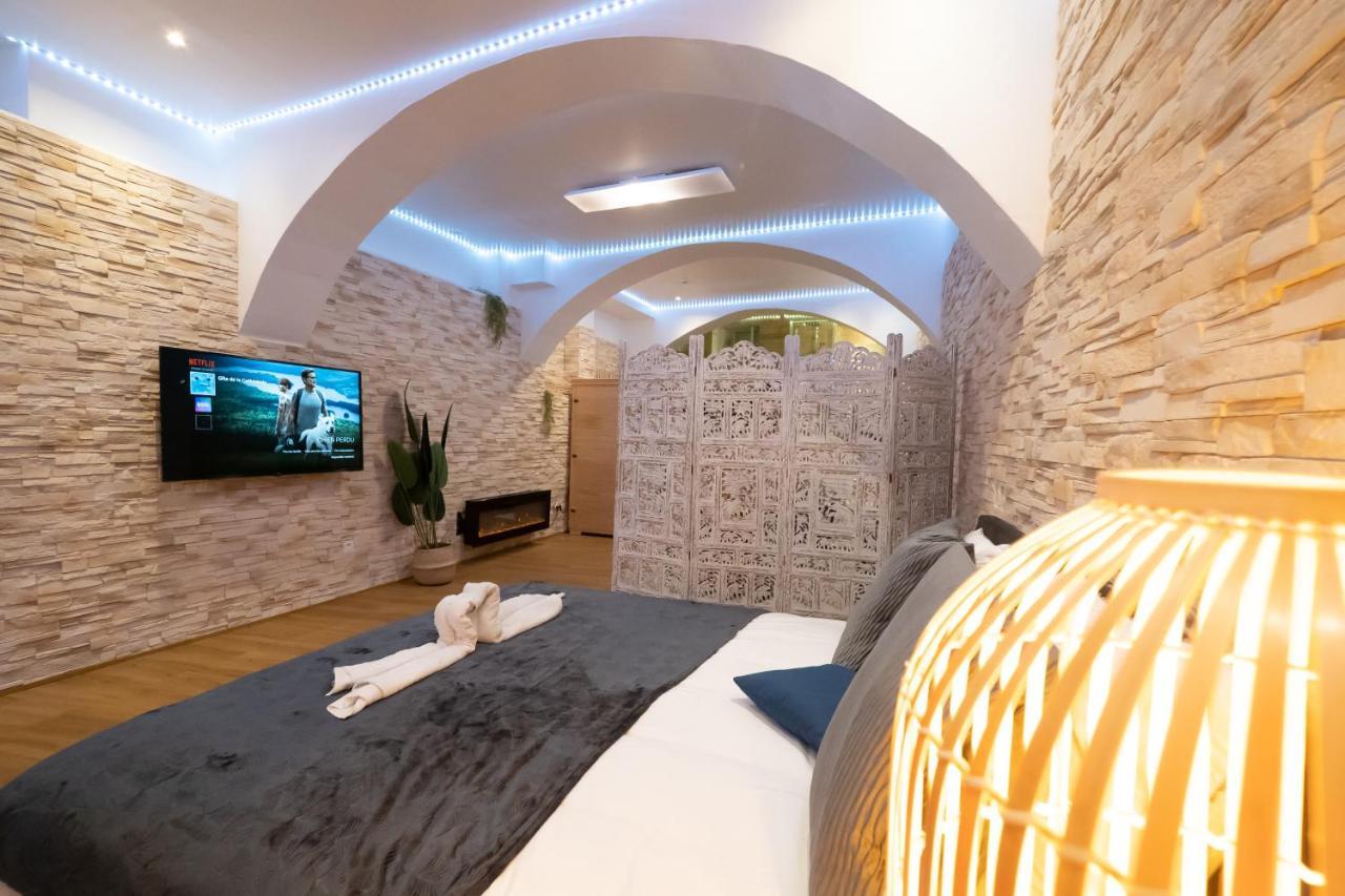 Le Spa De La Cathedrale - Jacuzzi - Sauna - Champagne - Netflix - Wifi Труа Экстерьер фото